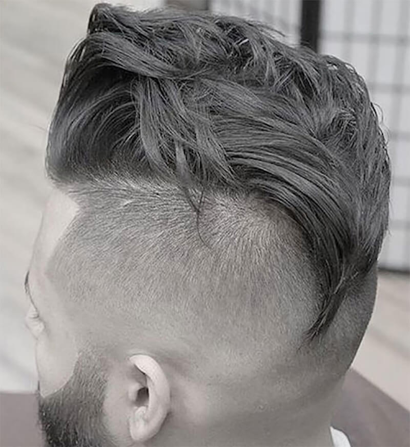 Kiểu tóc Loose, Curly Undercut