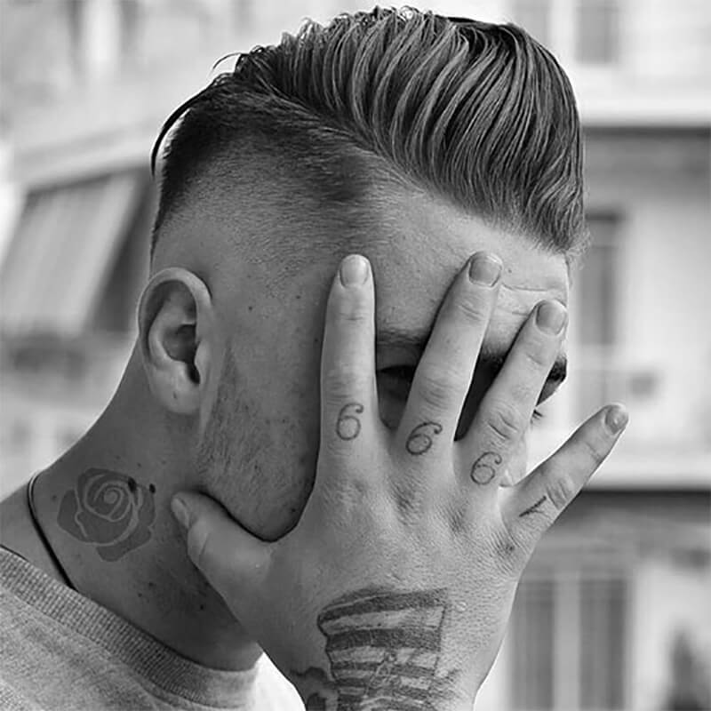 Kiểu tóc Undercut + Textured Angular Slick Back