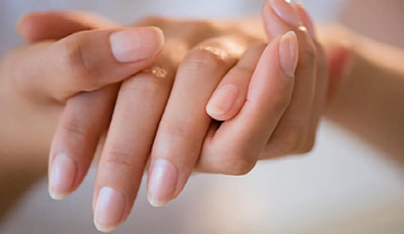 Dầu nóng làm móng? Cách pha chế, sử dụng...