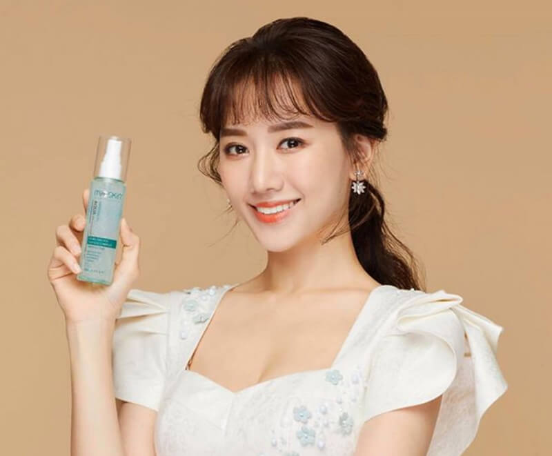 Cô nàng Hari Won cũng là một fan cứng của xịt dưỡng tế bào gốc MIOSKIN